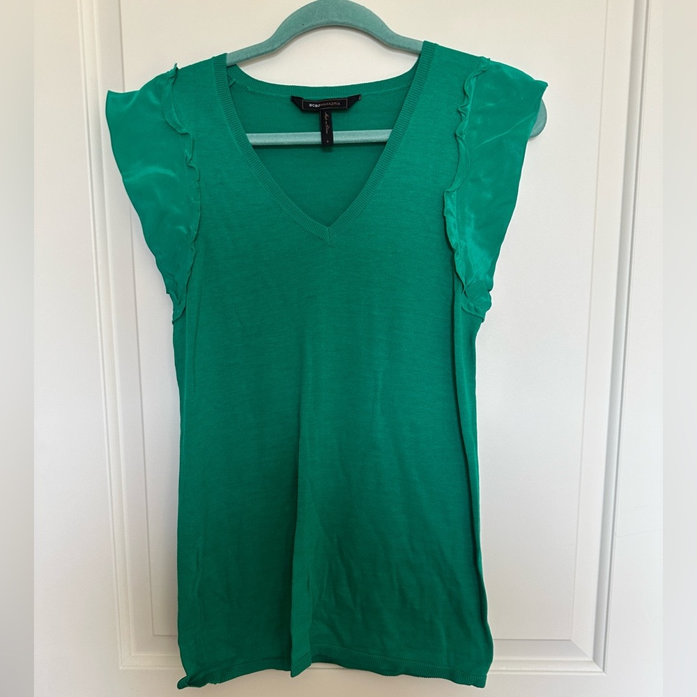BOBGMAXAZRIA Green Ruffle Sleeved Top